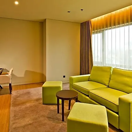 Golden Tulip