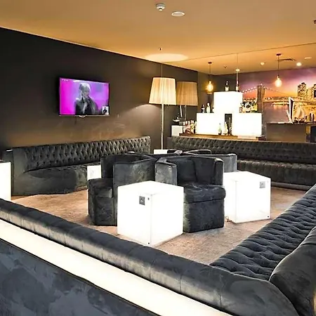 Golden Tulip