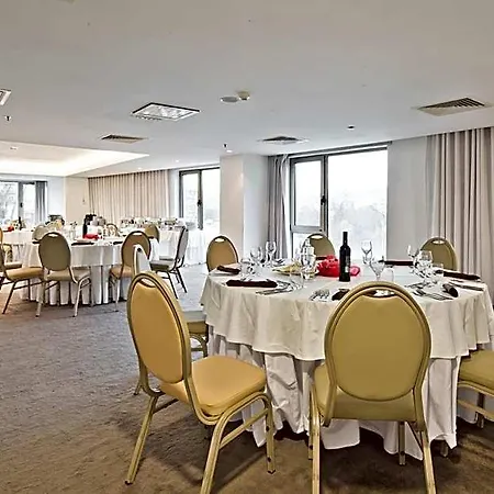Golden Tulip Ξενοδοχείο